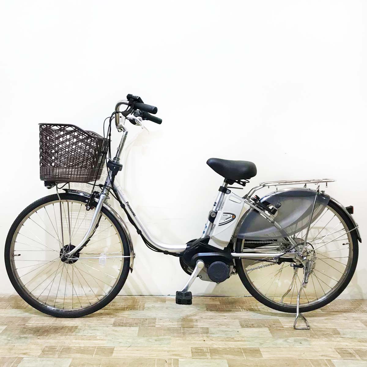 パナソニック ビビ DX シルバー 24インチ KV005【中古車】