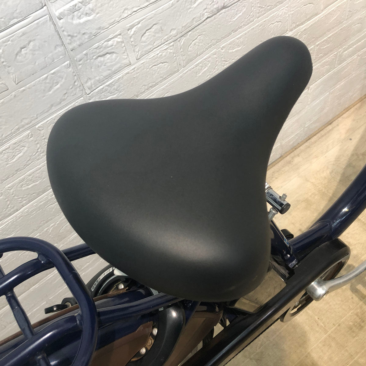 ブリヂストン フロンティア DX ネイビー 26インチ  YA033 【中古車】