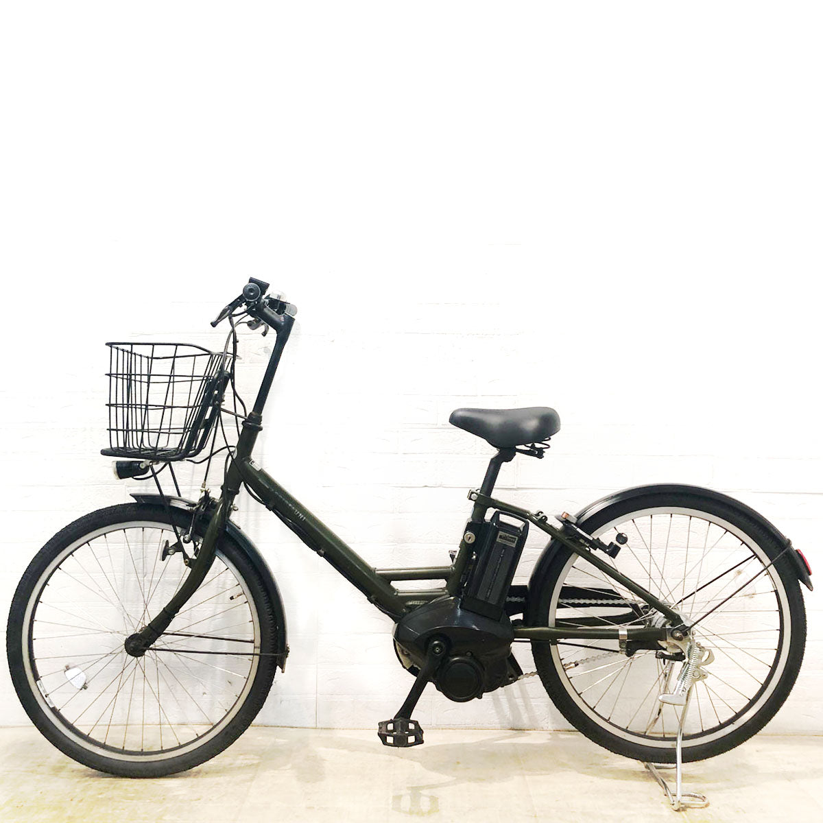 ブリヂストン アシスタ ユニ カーキ 24インチ YA034 【中古車】