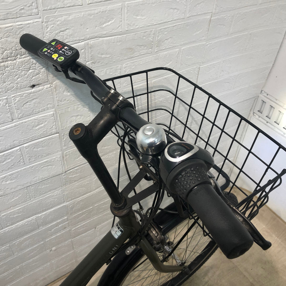 ブリヂストン アシスタ ユニ カーキ 24インチ YA034 【中古車】