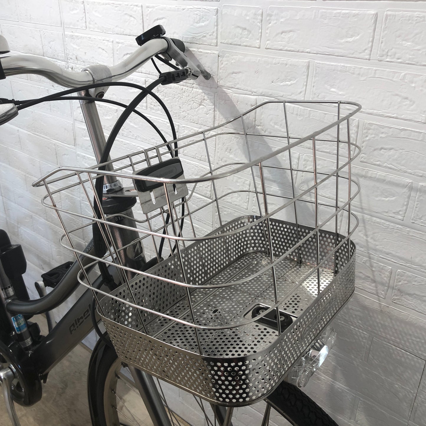 ブリヂストン アルベルト e シルバー 27インチ SR350Y 【中古車】