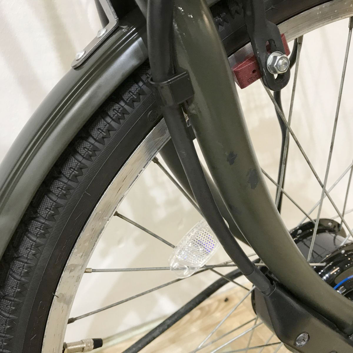 中古電動自転車 ブリヂストン ステップクルーズe カーキ 26インチ KJ033