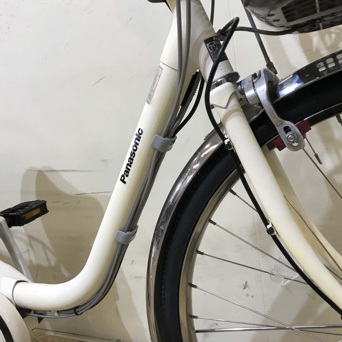 パナソニック ビビ DX ホワイト 26インチ KV011 【中古車】