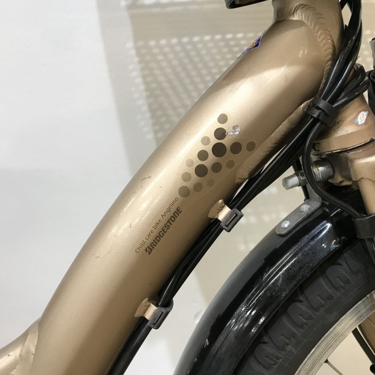 中古電動自転車 ブリヂストン アンジェリーノプティットe ゴールド 20インチ KJ034