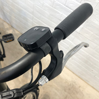 ブリヂストン ステップクルーズ e カーキ 26インチ YO040 【中古車】