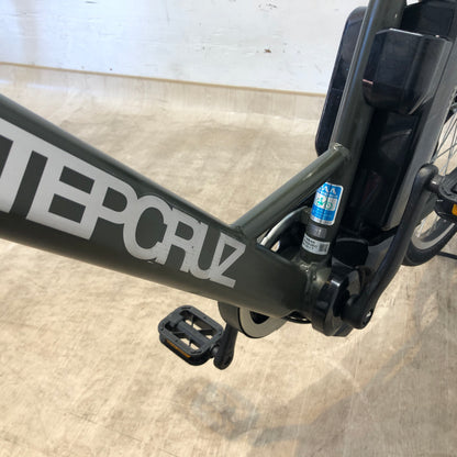ブリヂストン ステップクルーズ e カーキ 26インチ YO040 【中古車】