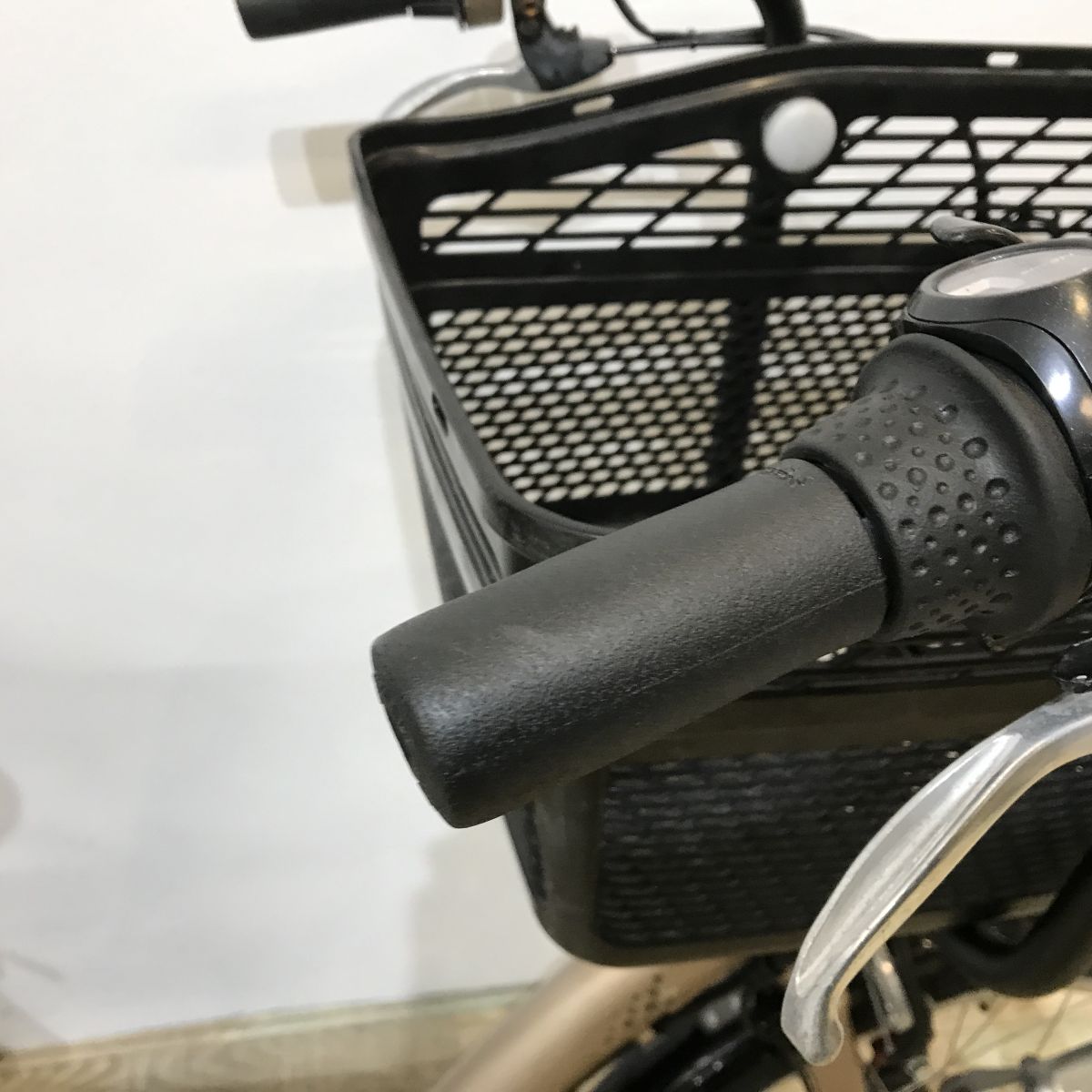 中古電動自転車 ブリヂストン アンジェリーノプティットe ゴールド 20インチ KJ034