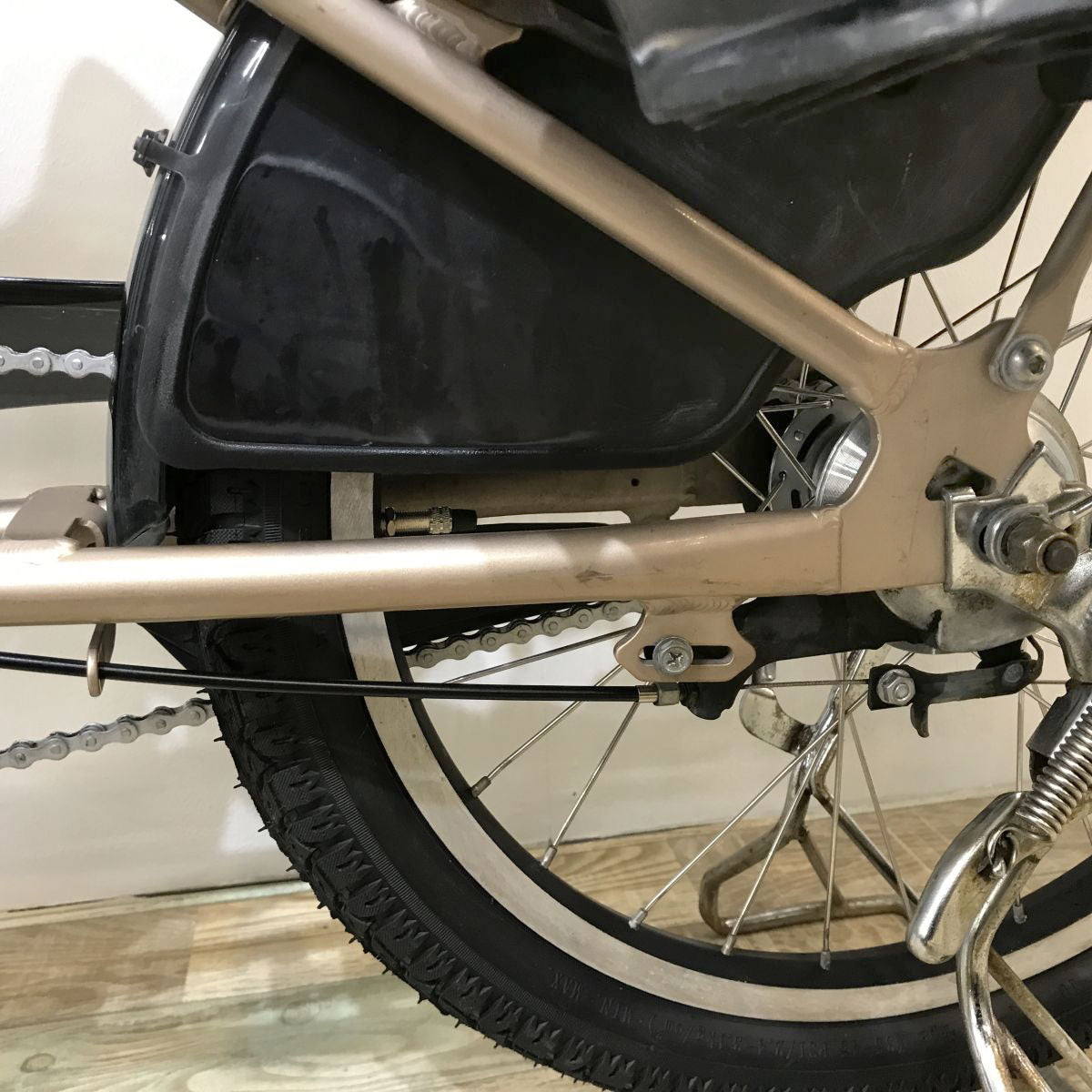 中古電動自転車 ブリヂストン アンジェリーノプティットe ゴールド 20インチ KJ034
