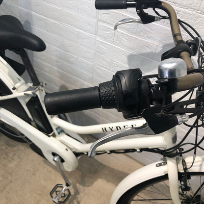 ブリヂストン HYDEE B ハイディ ビー ホワイト 26インチ YT095 【中古車】