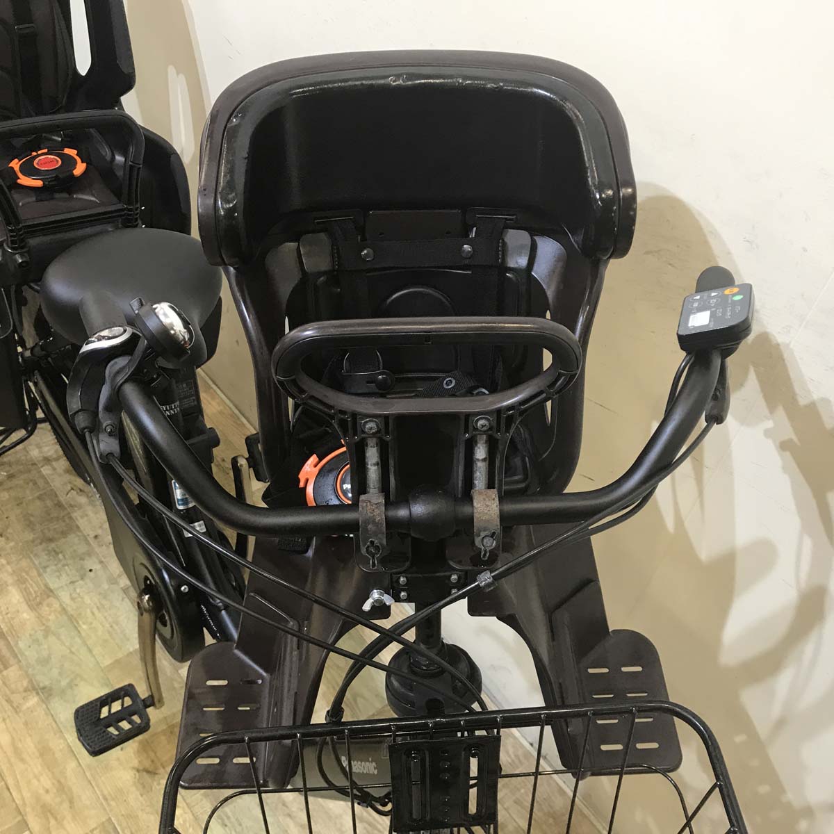 パナソニック ギュット アニーズ ブラック 20インチ KE105【中古車】