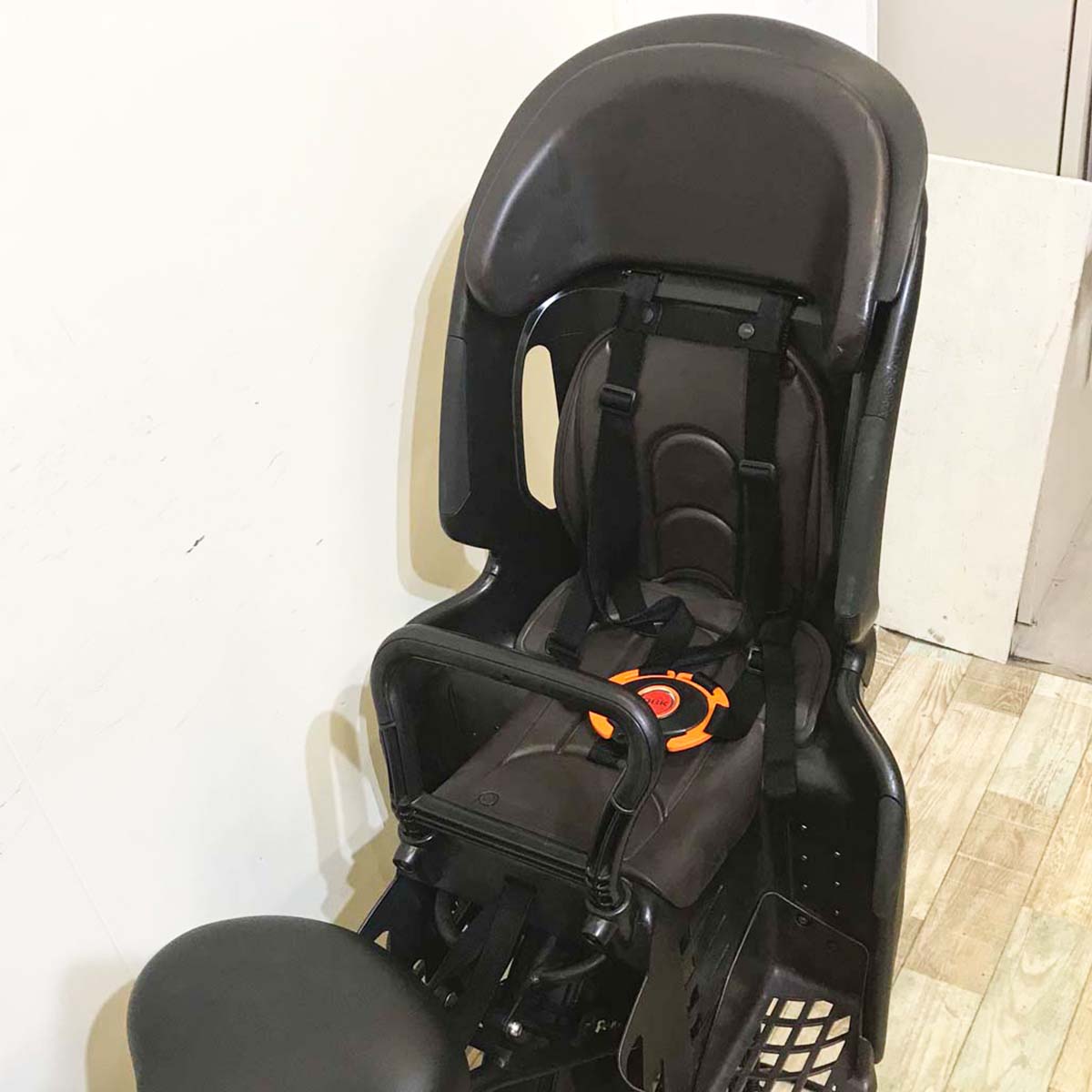 パナソニック ギュット アニーズ ブラック 20インチ KE105【中古車】