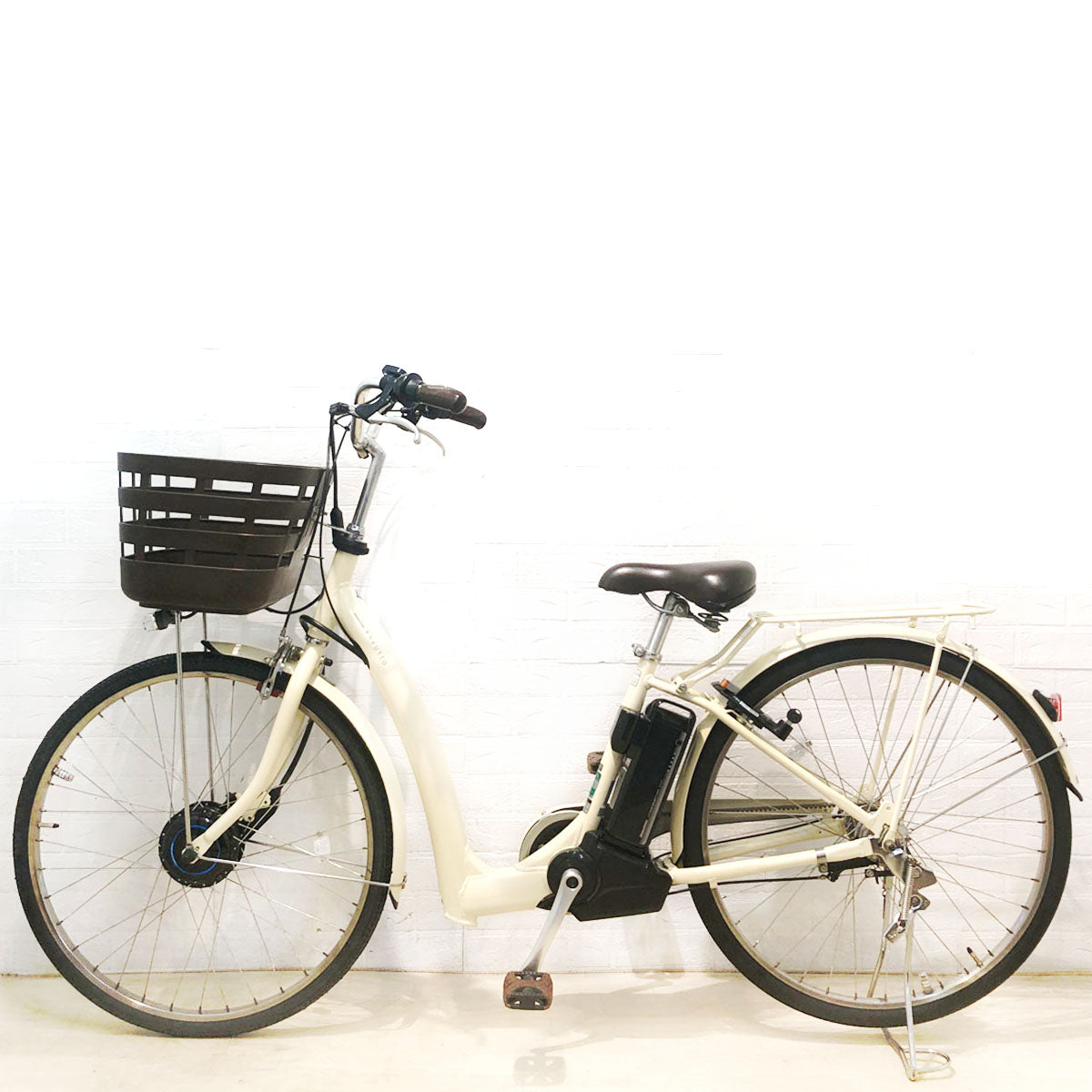 【完売御礼】【大人用】整備済中古自転車 ブリヂストン 26型ルネ 銀色 <自転車のオオムラ 静岡店> 完売御礼】【大人用】整備済中古自転車 ブリヂストン 26型ルネ 銀色