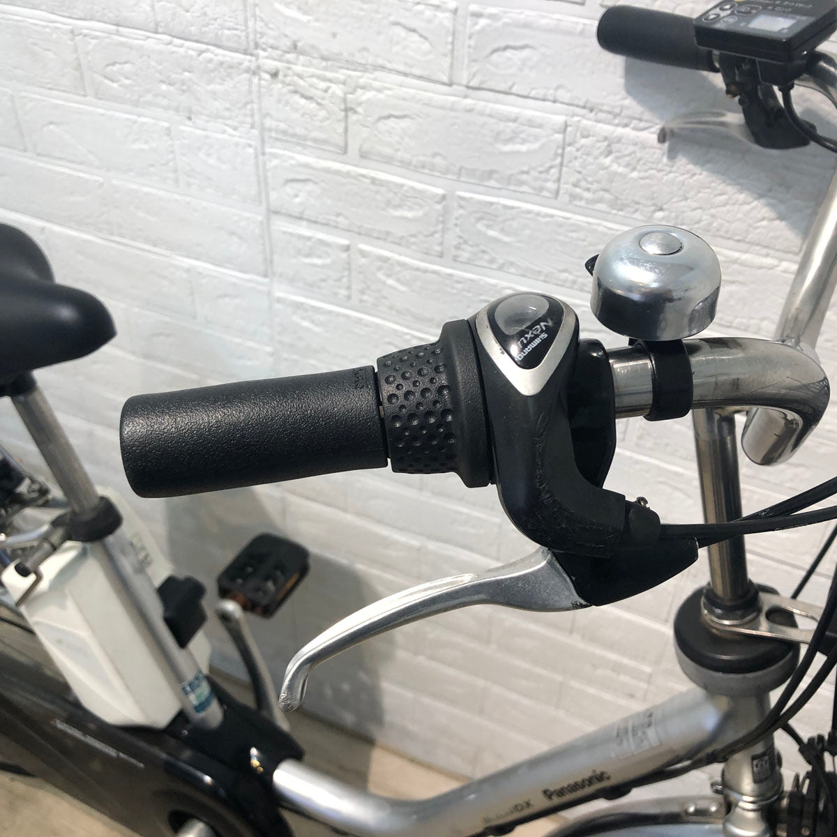 パナソニック ビビ DX シルバー 26インチ YT100 【中古車】
