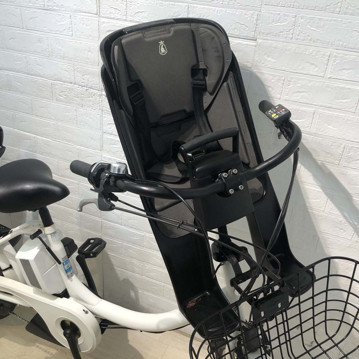 中古電動自転車 ブリヂストン bikke MOB e ビッケ モブ イー ホワイト 20インチ YA046