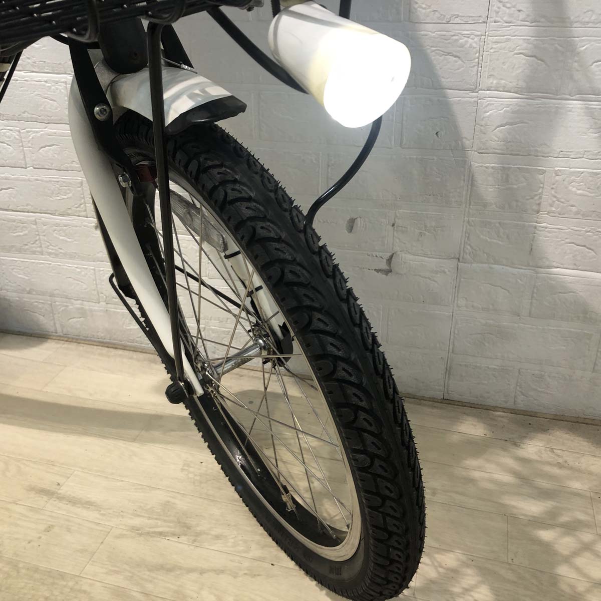 中古電動自転車 ブリヂストン bikke MOB e ビッケ モブ イー ホワイト 20インチ YA046