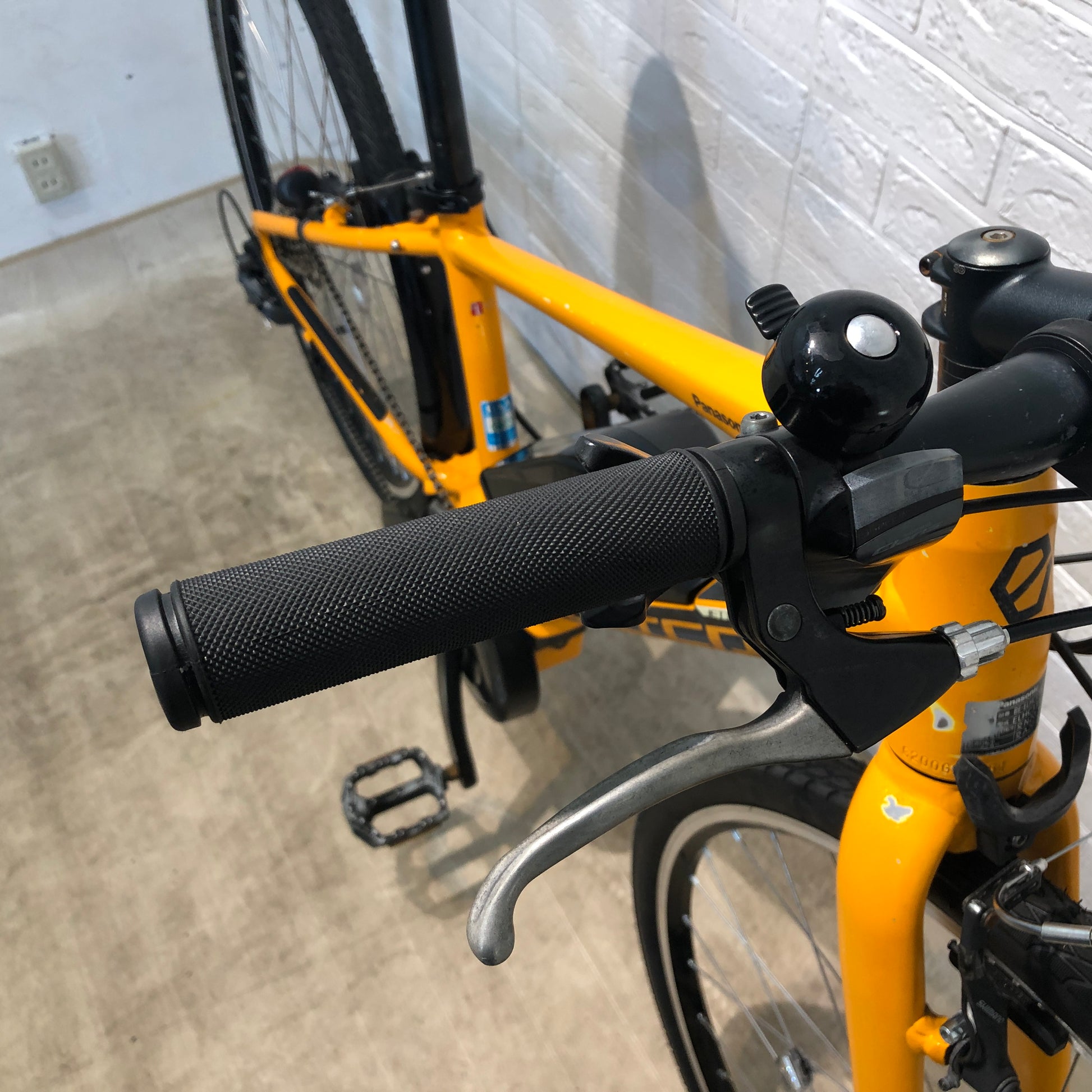 パナソニック ジェッター オレンジ 700×38C SR353Y 【中古車】 – e-CHARIty