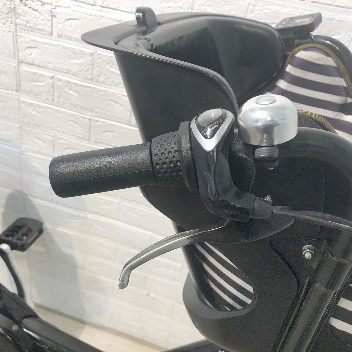 【１万円引き！】パナソニック ギュット ミニ EX ブラック 20インチ YF103【中古車】