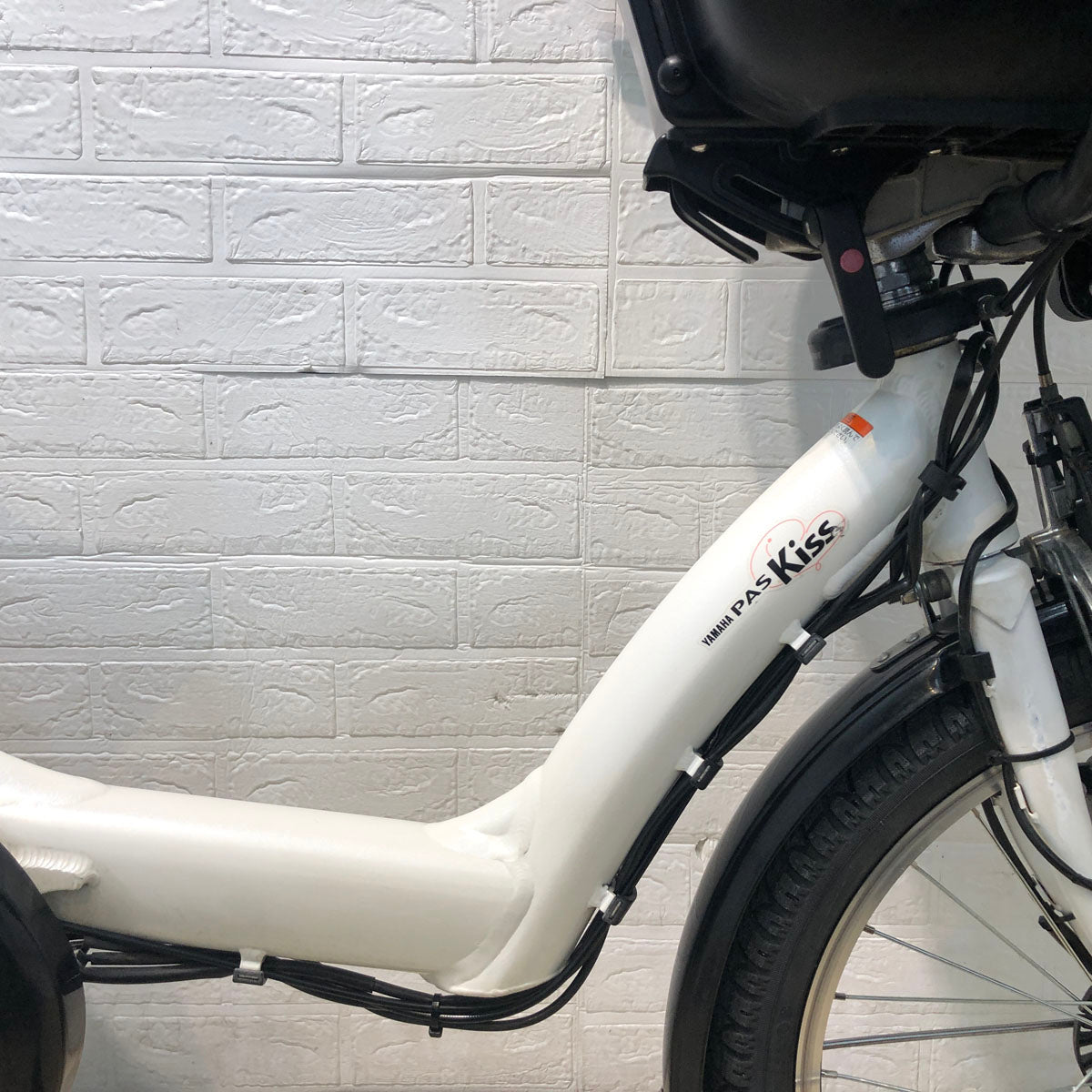 中古電動自転車 ヤマハ PAS Kiss mini パス キッス ミニ ホワイト 20インチ YA050