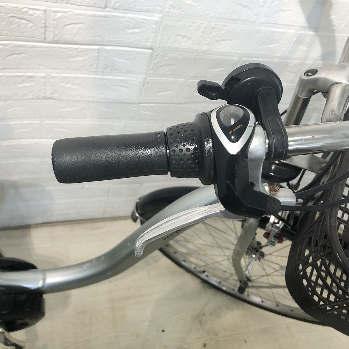 【１万円引き！】ヤマハ PAS With パス ウィズ シルバー 26インチ YF106 【中古車】