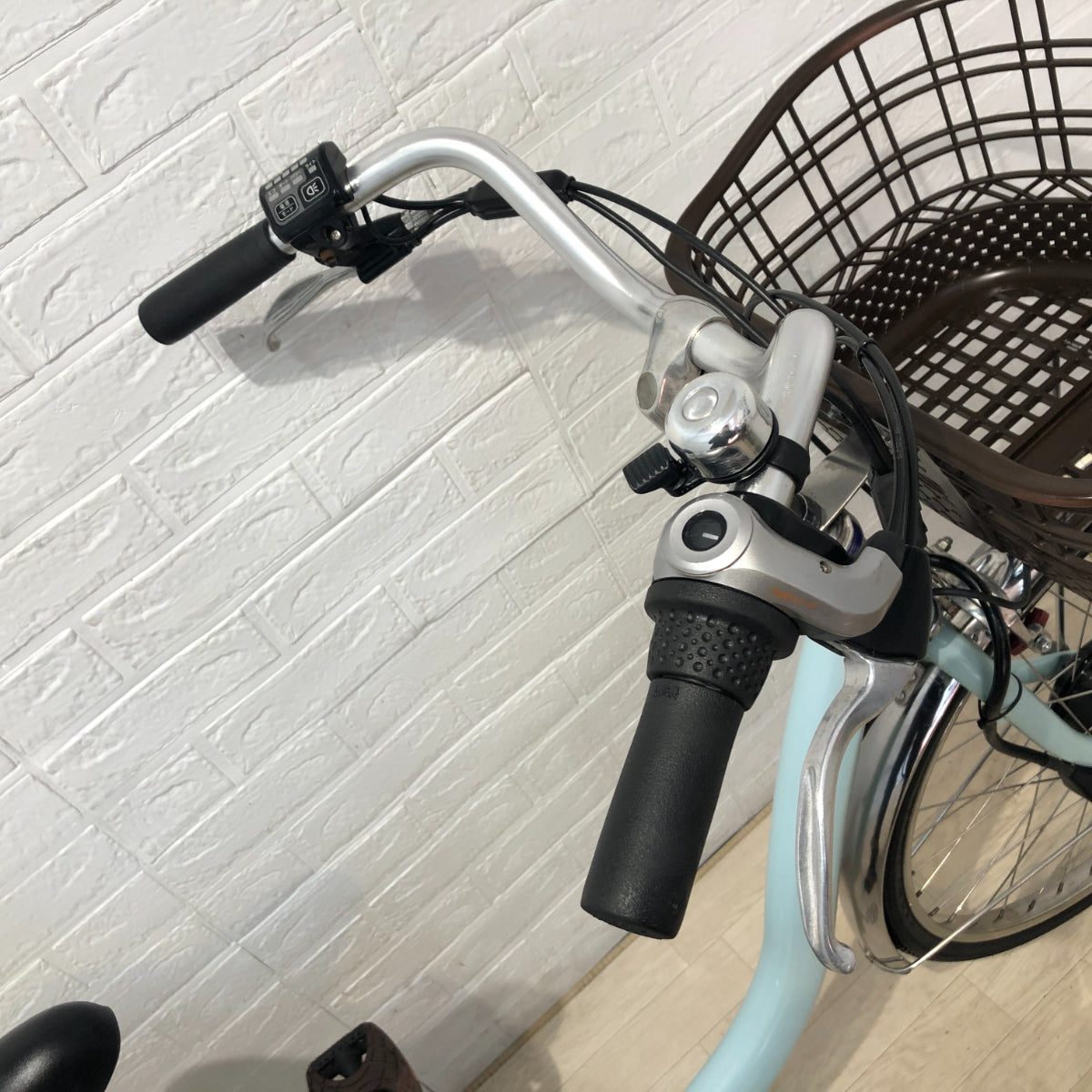 ブリヂストン フロンティア ブルー  24インチ YO050 【中古車】