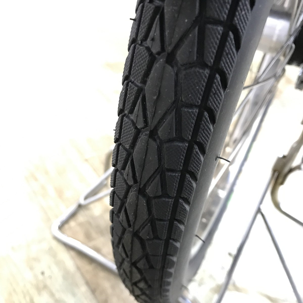 パナソニック ギュットミニ パープル 20インチ KJ046 【中古車】
