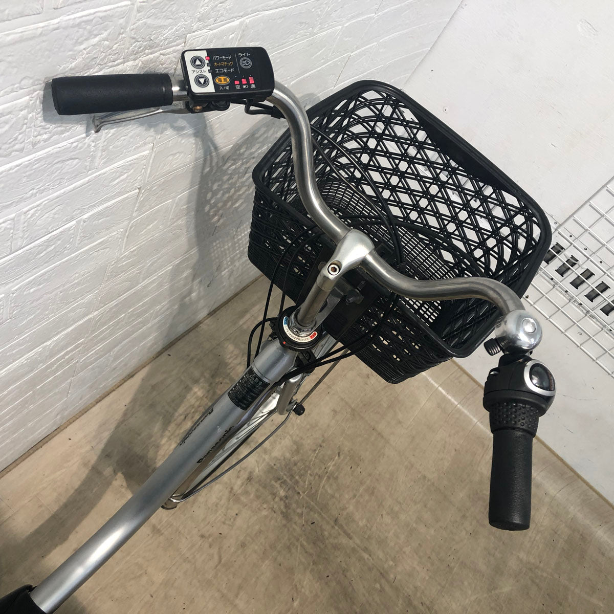 パナソニック ビビ SX シルバー 24インチ YT113 【中古車】