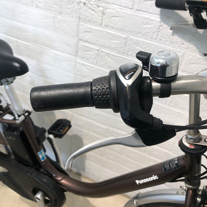 パナソニック ビビ L 押し歩き ブラウン 26インチ YA057 【中古車】