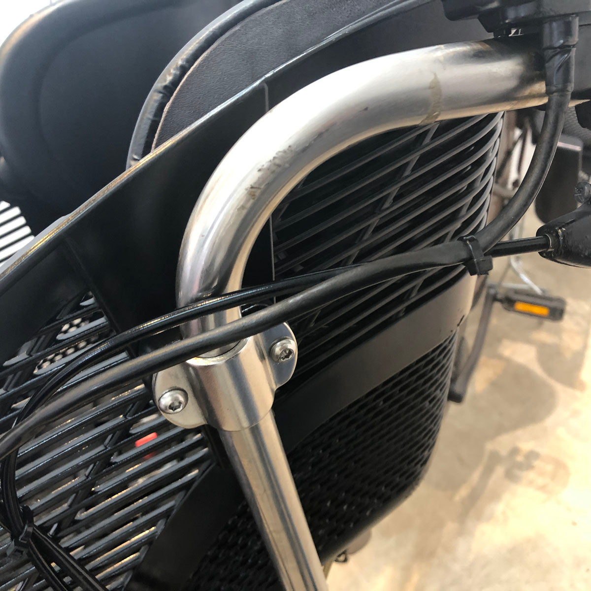 ブリヂストン アンジェリーノ プティット e ブラウン 20インチ YT115【中古車】