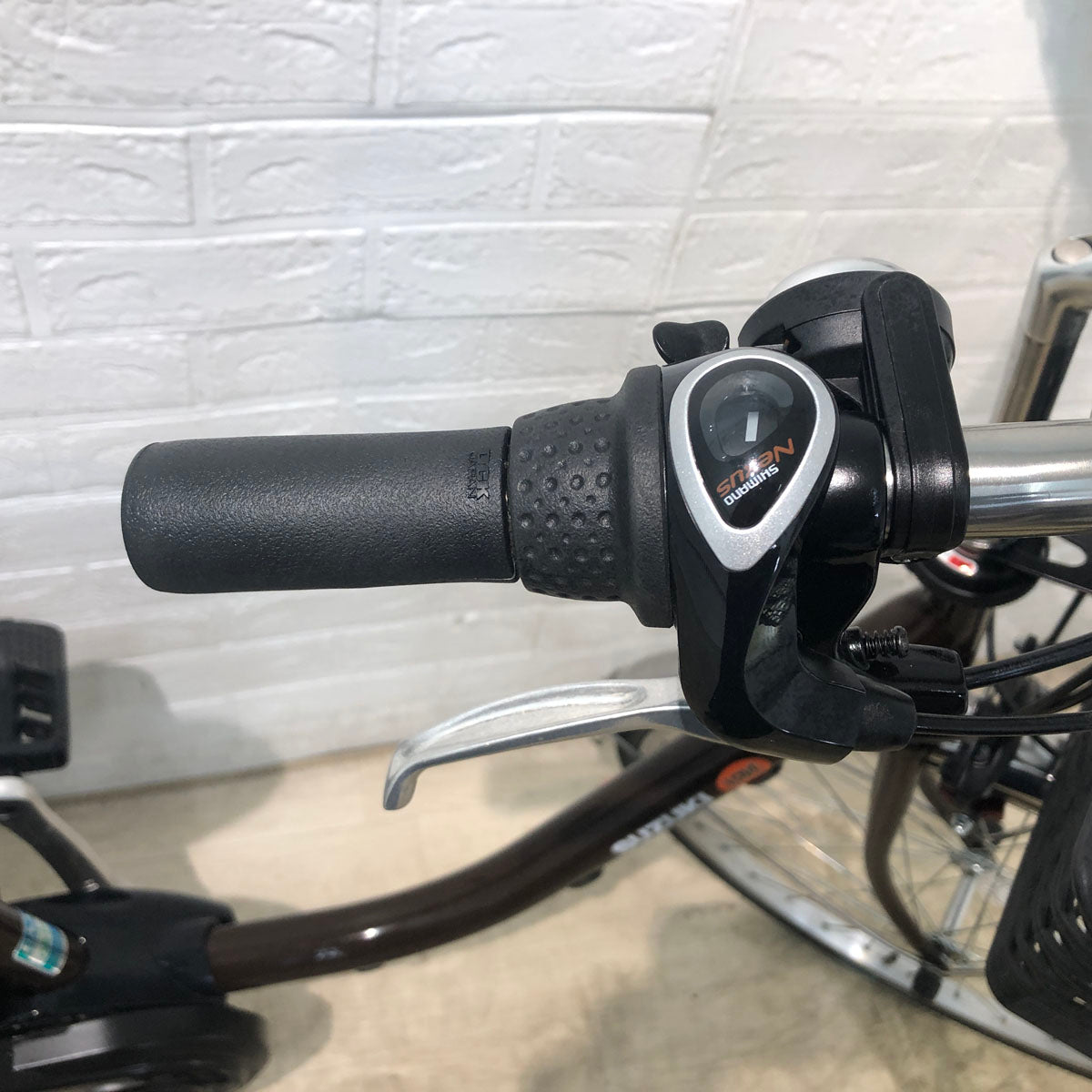 中古電動自転車 SUZUKI LOVE SNA 24 スズキ ラブ SNA 24 ブラウン 24インチ YA059