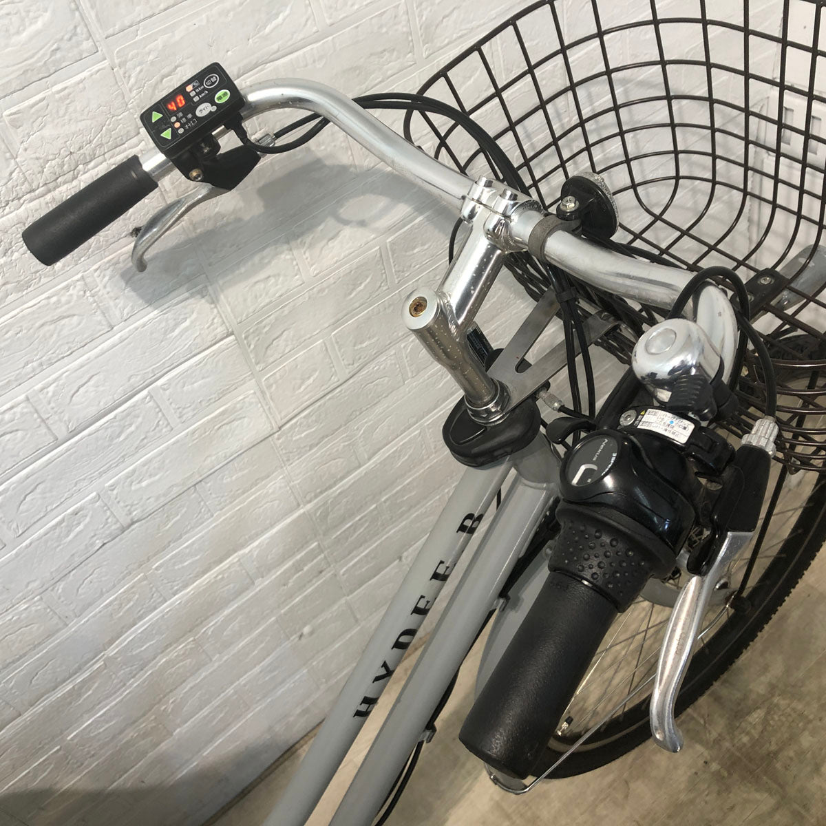 ブリヂストン HYDEE B ハイディ ビー グレー 26インチ YA060 【中古車】