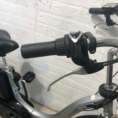 ヤマハ PAS With パス ウィズ シルバー 24インチ YF118 【中古車】