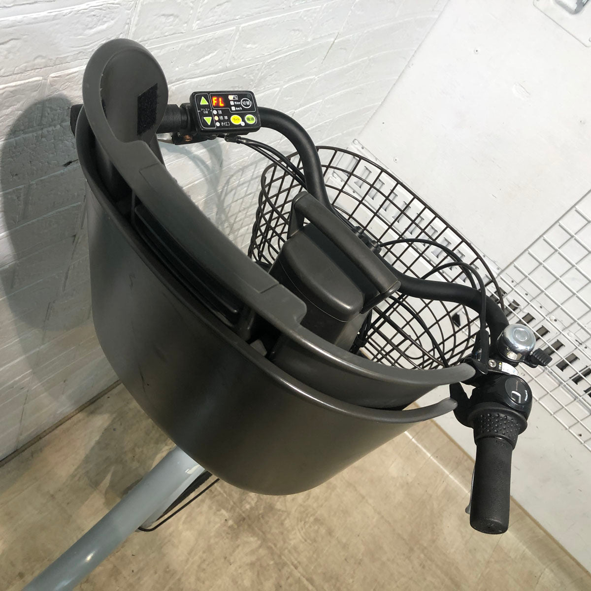 中古電動自転車 ブリヂストン bikke MOB e ビッケ モブ イー グレー 20インチ YA063