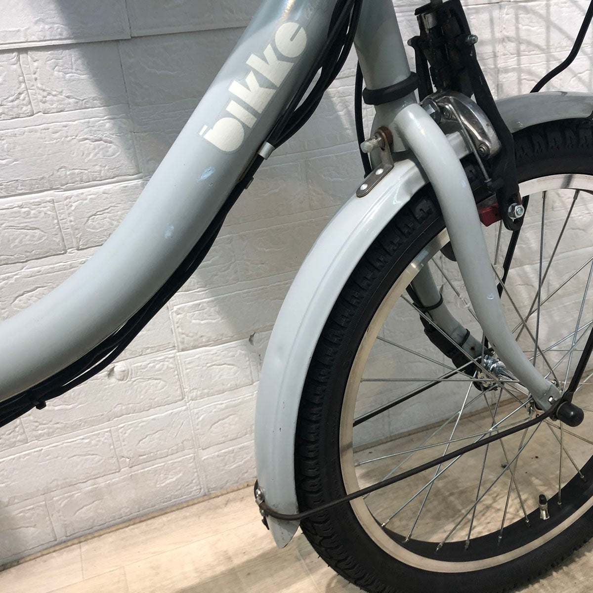 中古電動自転車 ブリヂストン bikke MOB e ビッケ モブ イー グレー 20インチ YA063