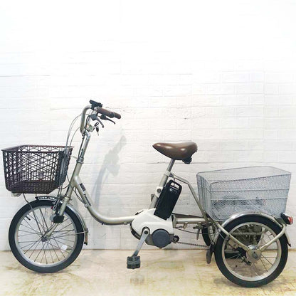 パナソニック ビビ ライフ シルバー 前18×後16インチ YF122 【中古車】