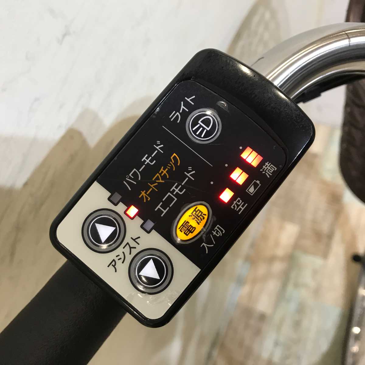 パナソニック ビビ FX ブルー 26インチ KQ106 【中古車】