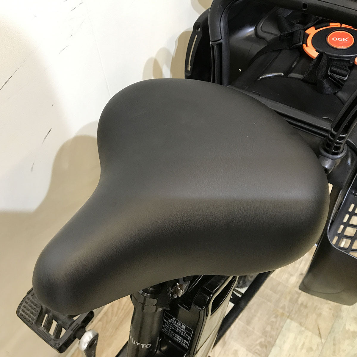 パナソニック ギュット ミニ DX ブラック 20インチ KE137【中古車】