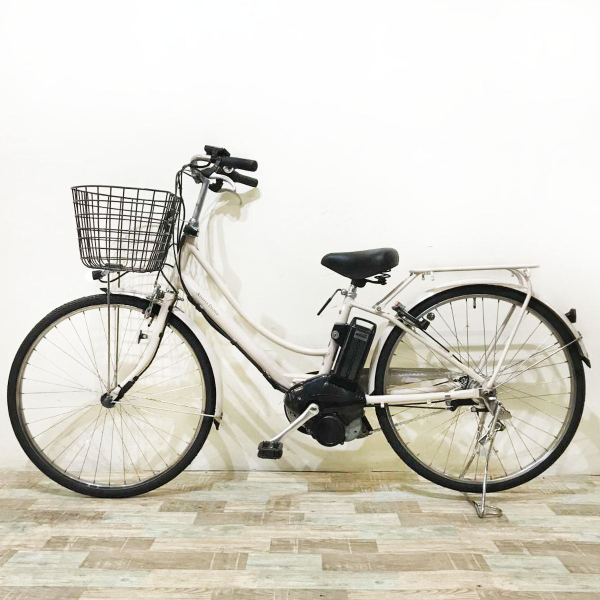 ブリヂストン アシスタ プリマ ベージュ 26インチ KQ107 【中古車】