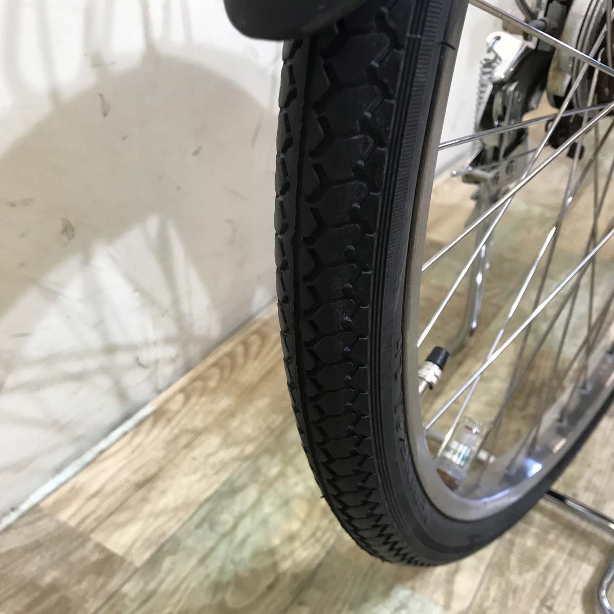 ブリヂストン フロンティア ブラウン 24インチ KV047 【中古車】
