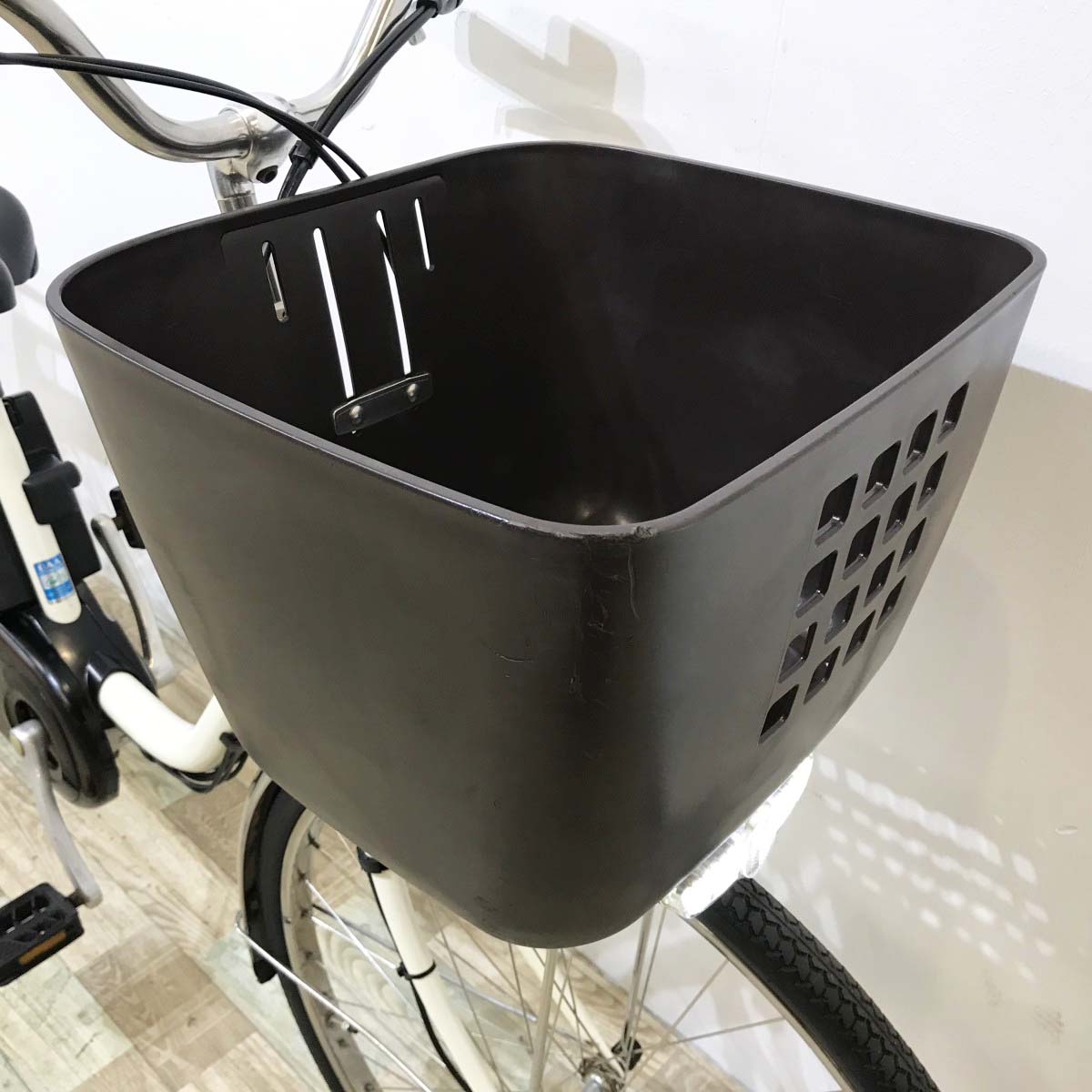 【5,000円引き！】パナソニック ビビKD ホワイト 26インチ KJ068 【中古車】
