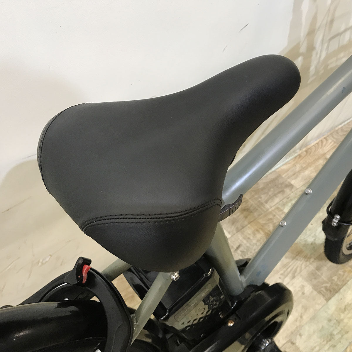 整備済☆Panasonic パナソニック ベロスター 700×38C 電動アシスト中古車 中古電動自転車 パナソニック ベロスター ブラック 700×38C KY038 – e