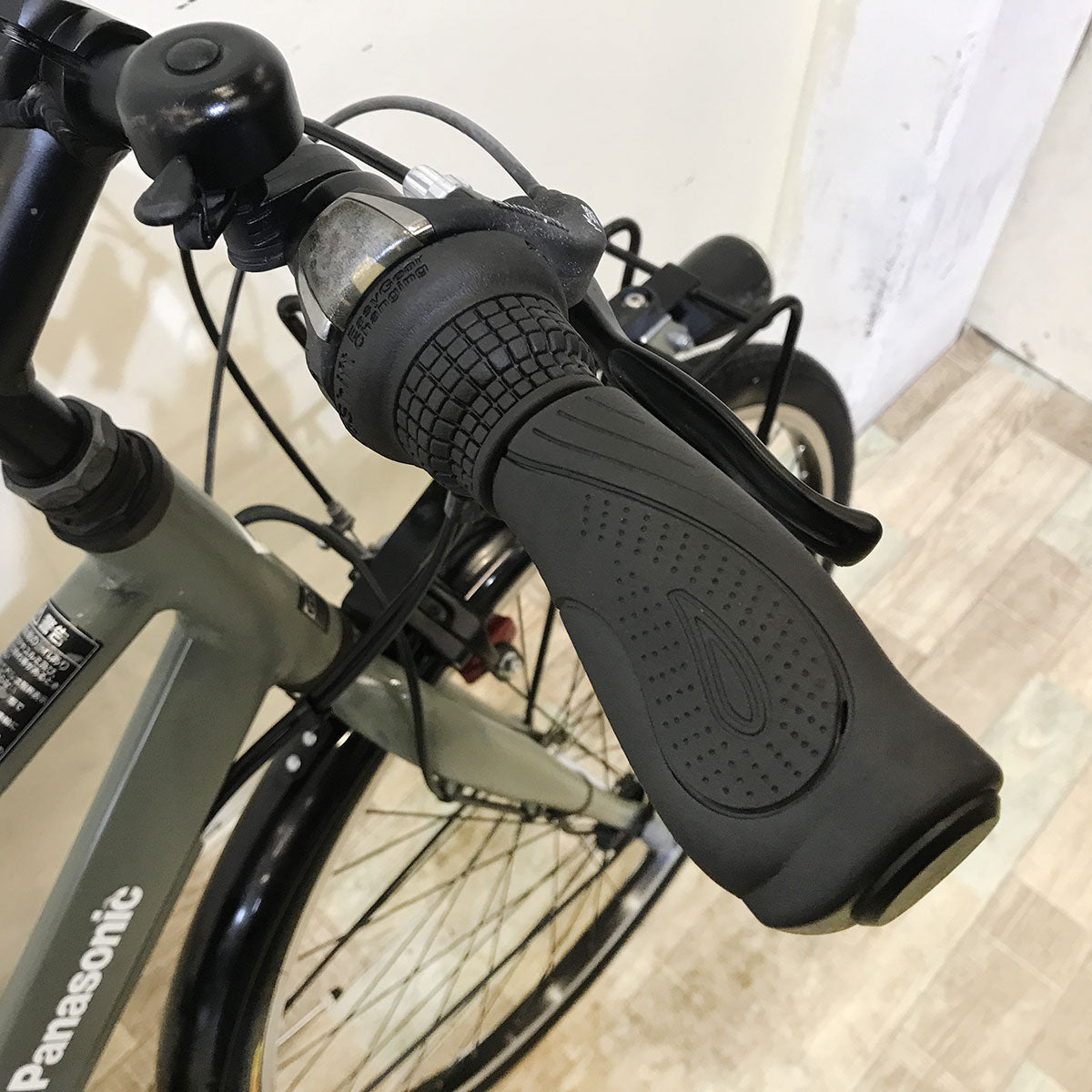 パナソニック ベロスター カーキ 700×38C KE143 【中古車】