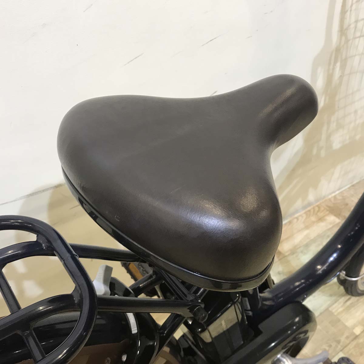 ブリヂストン アシスタ ファイン ネイビー 26インチ KZ132 【中古車】