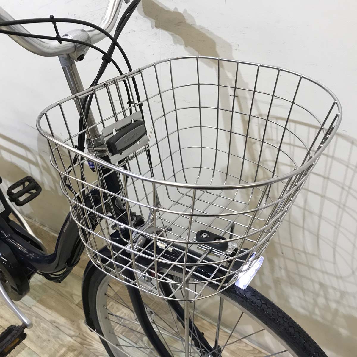 ブリヂストン アシスタ ファイン ネイビー 26インチ KZ132 【中古車】