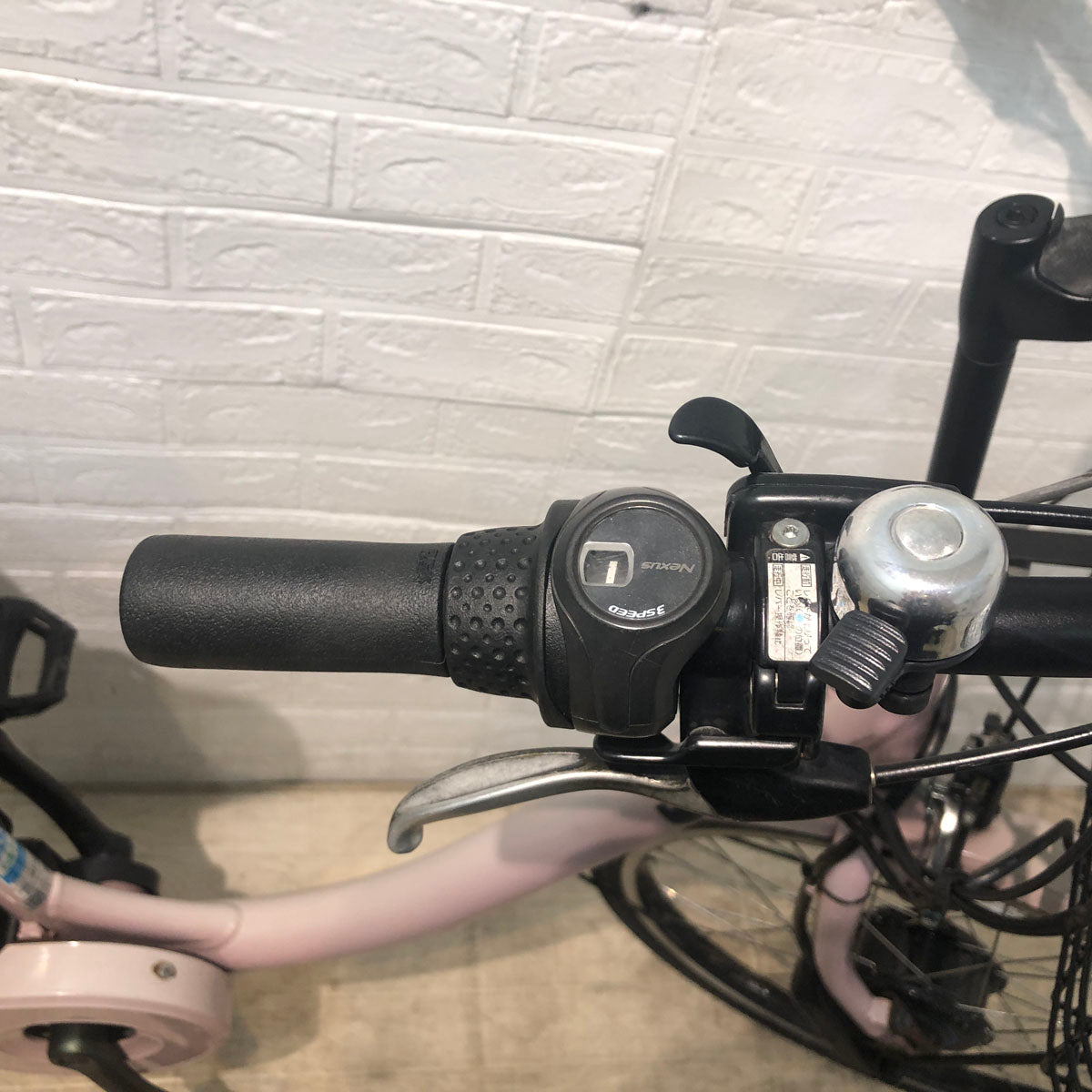 中古電動自転車 ブリヂストン bikke MOB dd ビッケ モブ dd ピンク 前 
