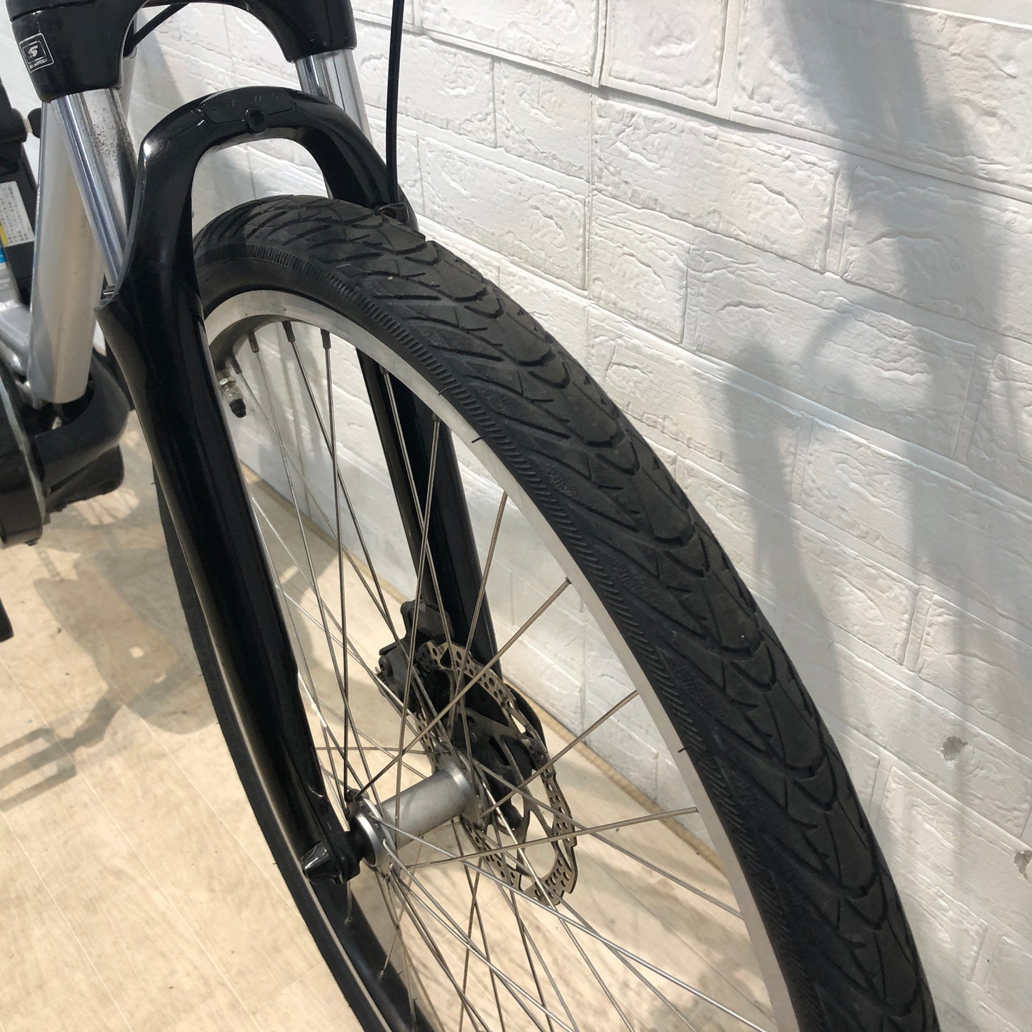 ブリヂストン リアルストリーム シルバー 26インチ SR357Y 【中古車】
