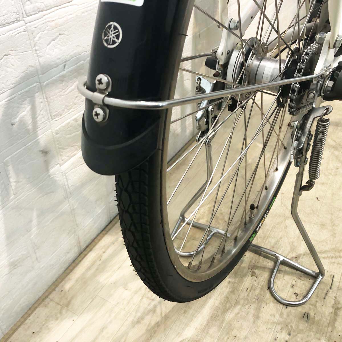 中古電動自転車 ヤマハ PAS With パス ウィズ ホワイト 26インチ YF136 