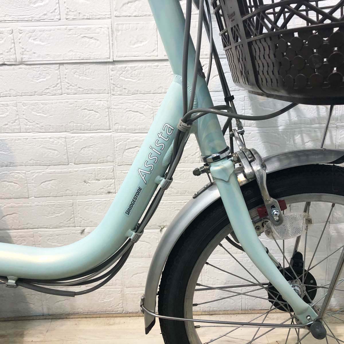 ブリヂストン アシスタワゴン ミント 前18×後16インチ YF139 【中古車】