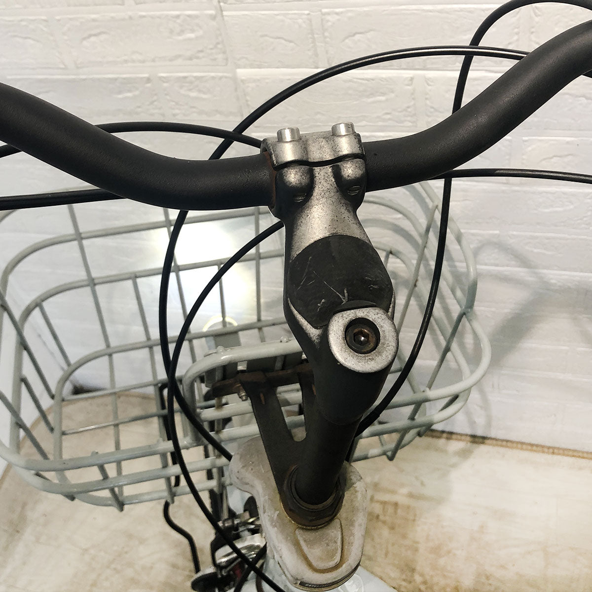 中古電動自転車 ブリヂストン ビッケモブe グレー 20インチ YG004