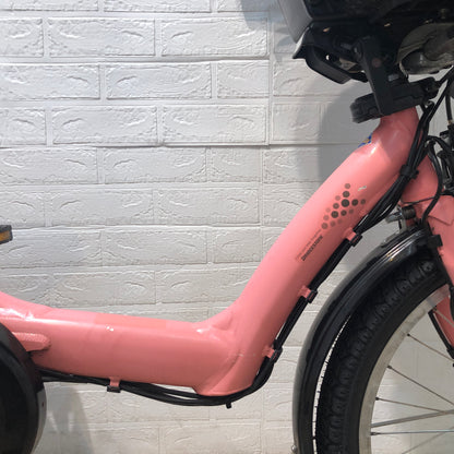 ブリヂストン アンジェリーノ プティット e ピンク 20インチ YO076【中古車】