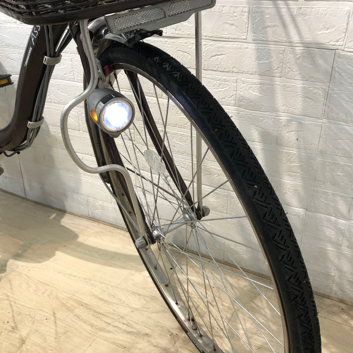 ブリヂストン アシスタ  ライト ブラウン 26インチ YA088 【中古車】